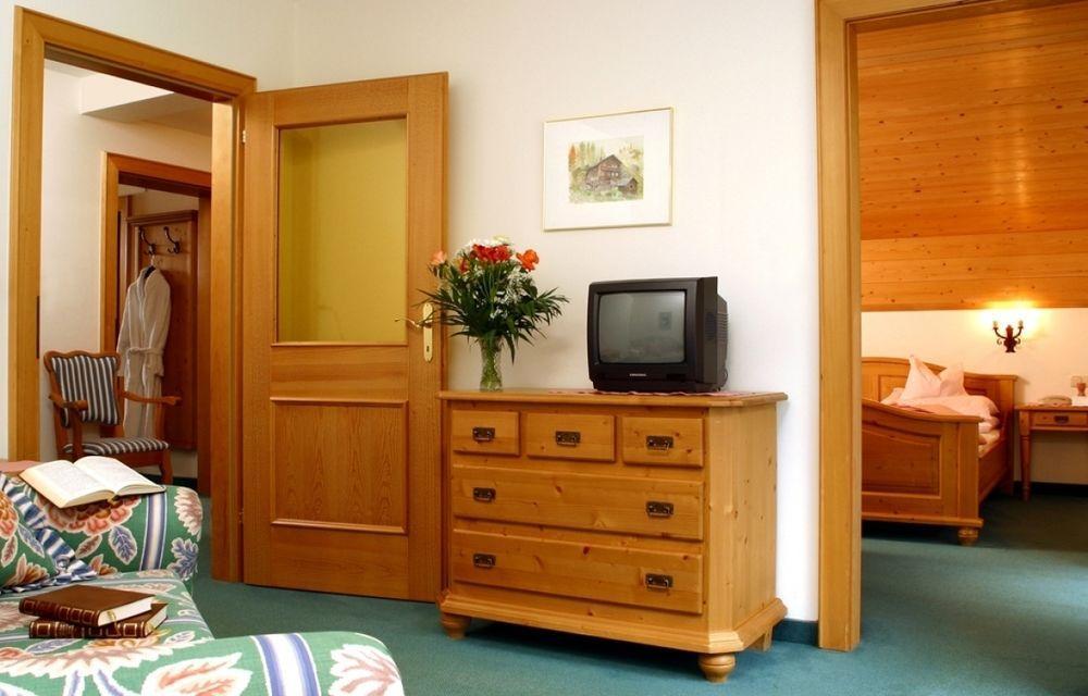 Hotel Kaerntnerhof ไฮลิเกนบลูท ภายนอก รูปภาพ